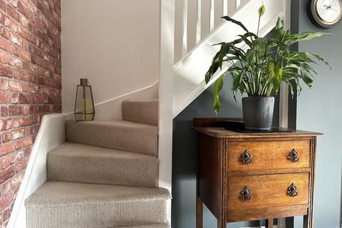 3 bedroom detached house for sale, Station Road, BAGSHOT GU19