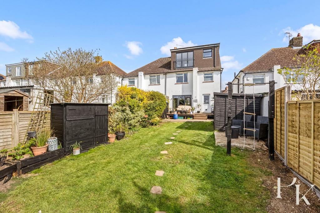 Poplar Avenue, 110-005.JPG