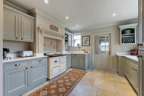 6 bedroom house for sale, Cirencester Road, Minchinhampton, GL6