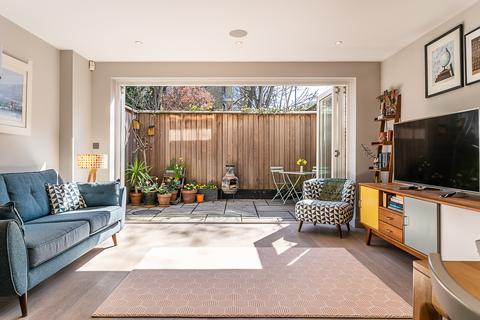 undefined, Cedars Mews, London, SW4