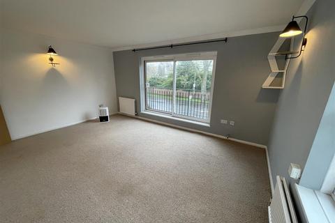2 bedroom flat for sale, Christchurch Court, 77 Christchurch Road, Cheltenham