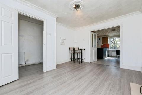 undefined, Maycroft Gardens, Grays