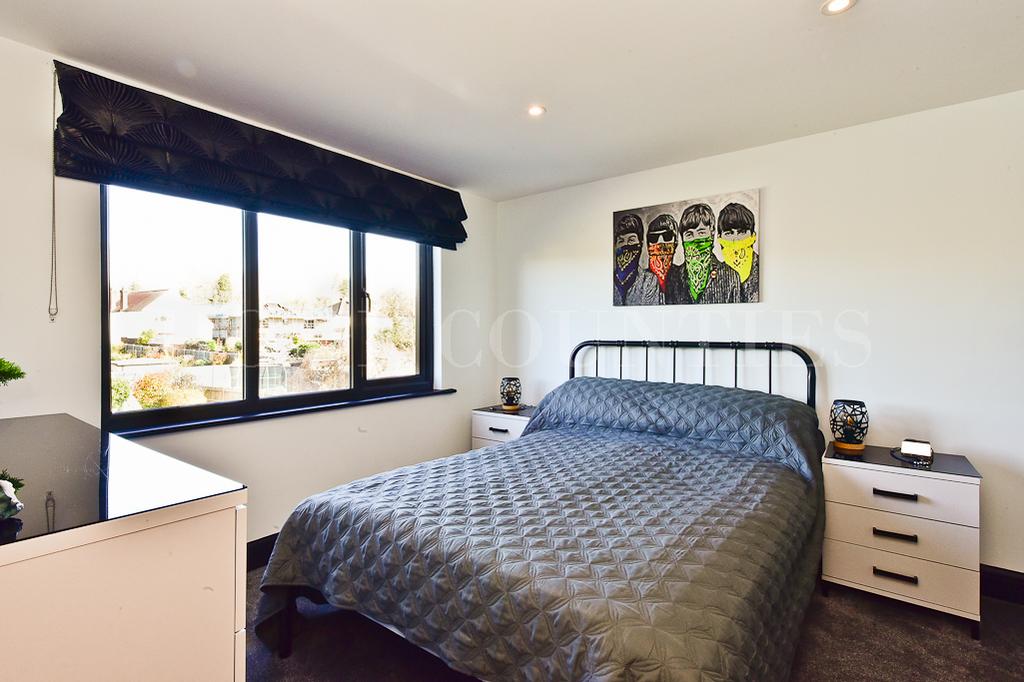 Upstairs second bedroom