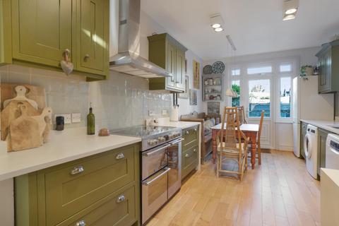 3 bedroom terraced house for sale, Montem Road, Forest Hill, London, SE23