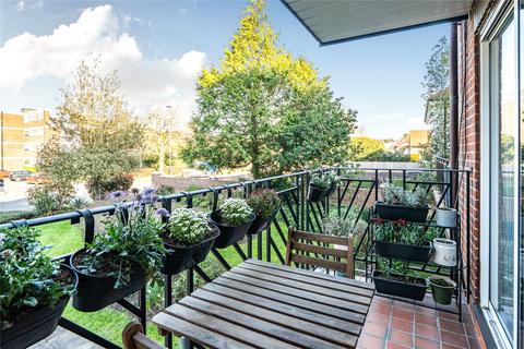 2 bedroom flat for sale, Park Road, Beckenham