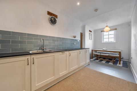 undefined, Broad Street, Modbury