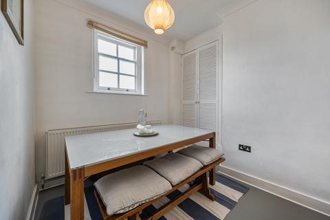 undefined, Broad Street, Modbury