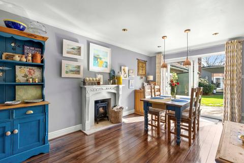 3 bedroom end of terrace house for sale, Woodbine Close, Princes Risborough HP27