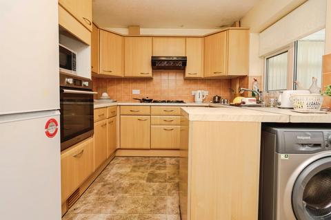 2 bedroom detached bungalow for sale, Church Road, Lye, Stourbridge