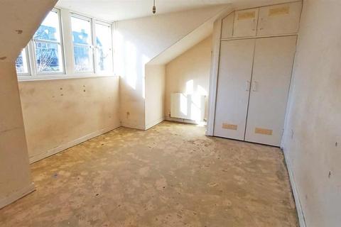 1 bedroom flat for sale, Summerley Street, WANDSWORTH