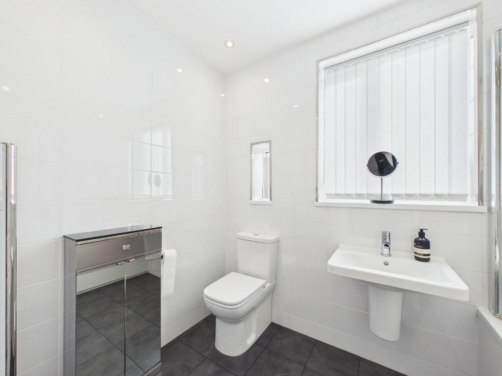 CAM01268 G0-PR0443-STILL009.jpg