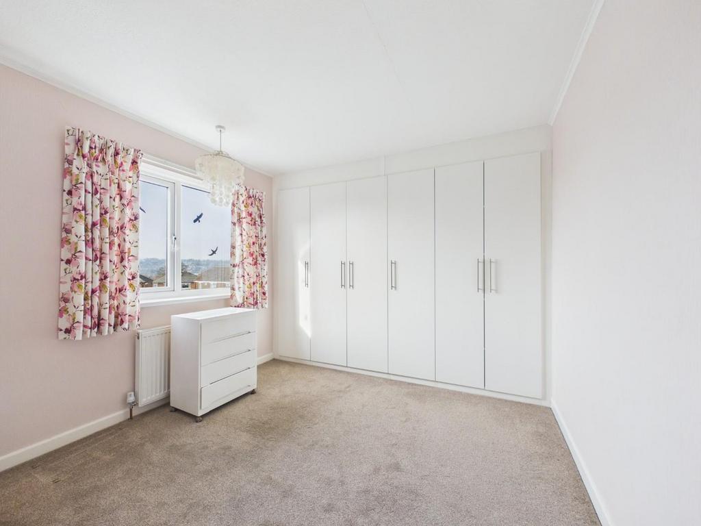 CAM01268 G0-PR0443-STILL010.jpg