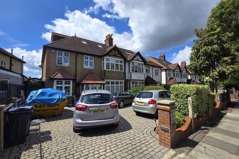 1 bedroom maisonette to rent, Dorset Road, London, SW19