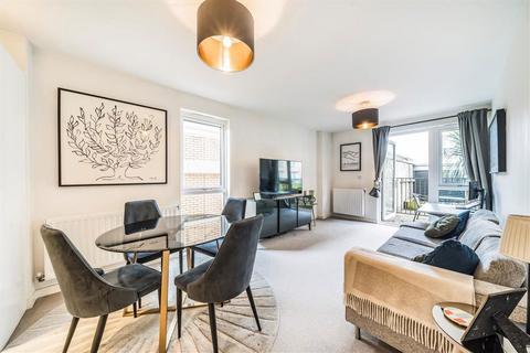 1 bedroom flat for sale, Woodley Crescent, London NW2