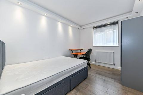 3 bedroom flat for sale, Hungerford Road, Hillmarton Conservation Area, London, N7