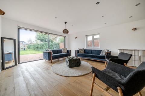 5 bedroom detached house for sale, Wellesley Avenue, Iver, Buckinghamshire, SL0