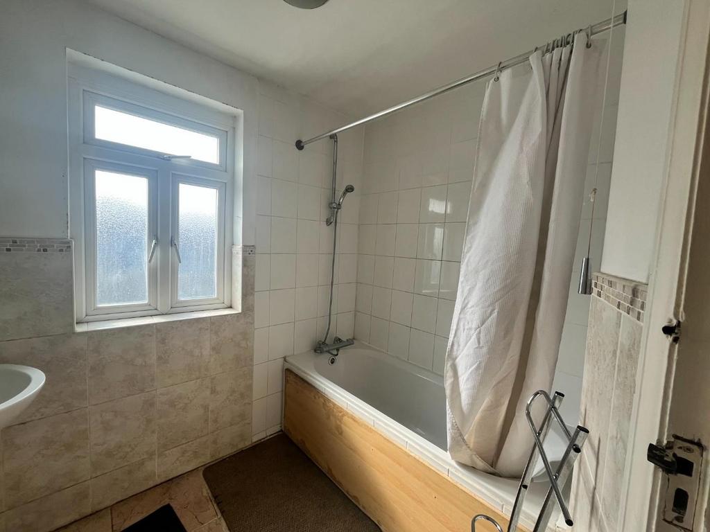 Bathroom.jpeg