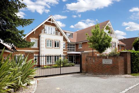 4 bedroom flat for sale, Penn Road, Beaconsfield, HP9