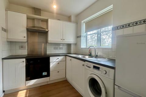 undefined, Admirals Court, Reading RG1