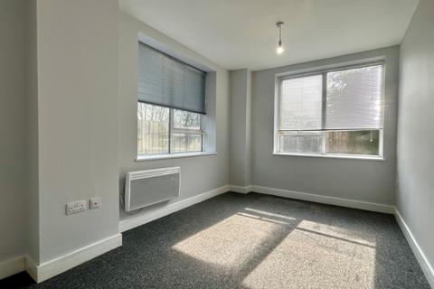 undefined, Basingstoke Road, Reading RG7