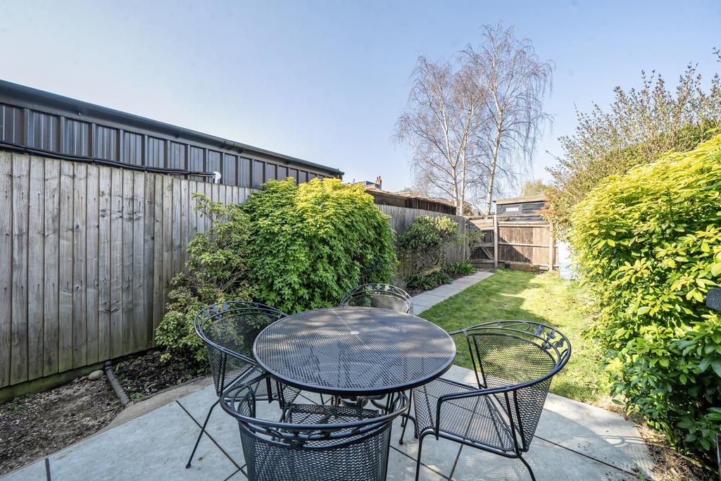 1432559-7-69bc035...