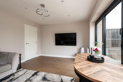 4 bedroom semi-detached house for sale, Commodores Close, Sheerness ME12