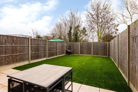 4 bedroom semi-detached house for sale, Commodores Close, Sheerness ME12