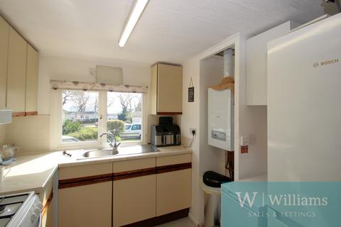 2 bedroom park home for sale, 6 Medina Park, Folly Lane, East Cowes, Isle Of Wight
