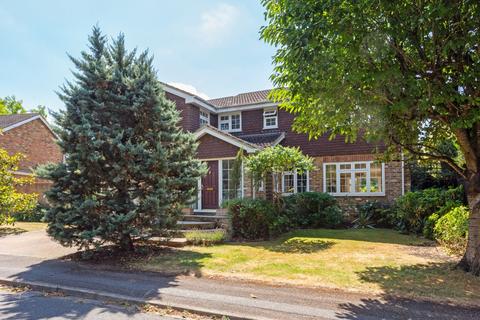 undefined, Cleveland Close Maidenhead SL6