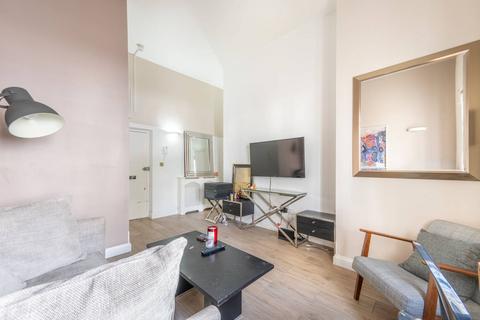1 bedroom flat to rent, Westbourne Gardens, Bayswater, London, W2