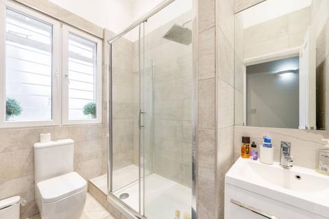 1 bedroom flat to rent, Westbourne Gardens, Bayswater, London, W2