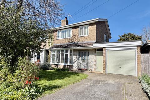 undefined, Trenchard Close, Wallingford