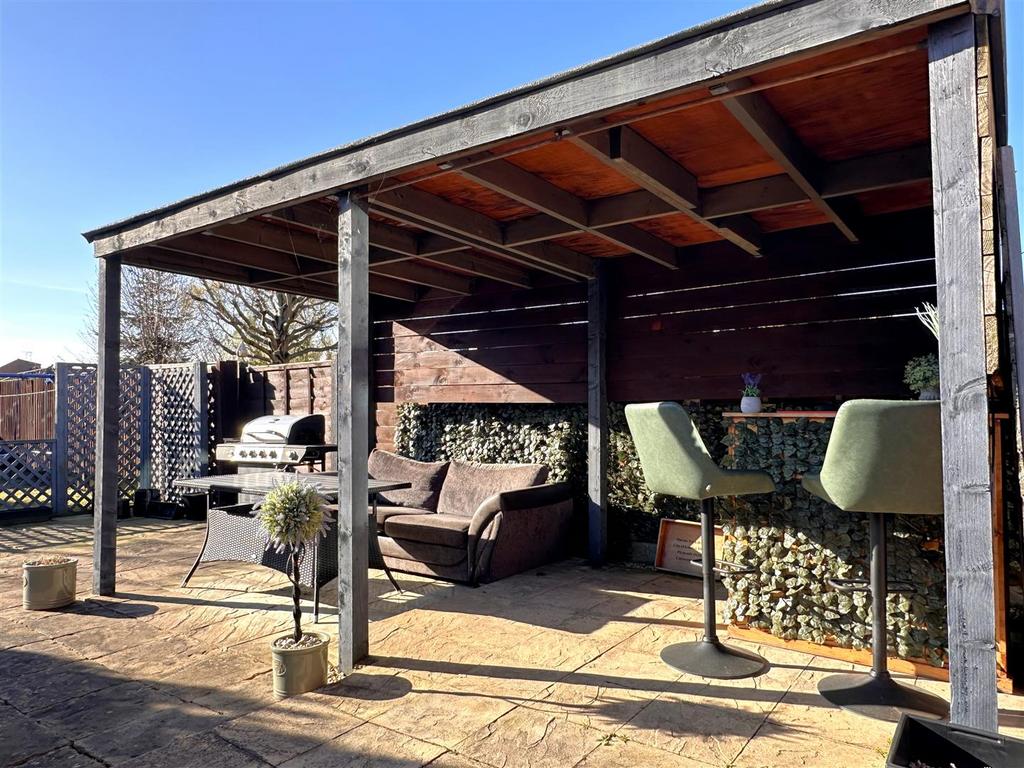 Covered Seating Area 329