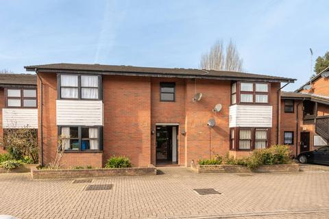 undefined, Balmoral Mews, Wendell Park, London, W12