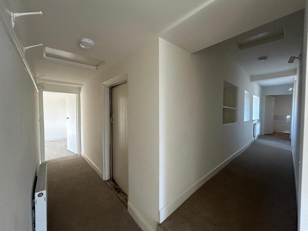 Whats App Image 2026-03-19 at 15.12.55 (4).jpeg