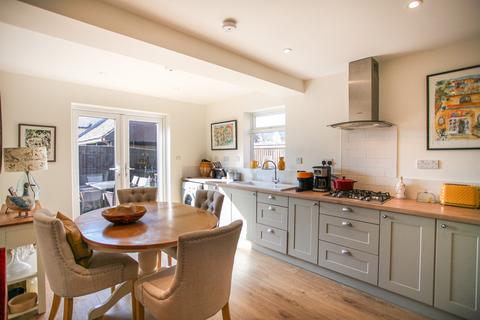undefined, 1 The Grove, Evenlode Road, Moreton-in-Marsh, Gloucestershire. GL56 0JL