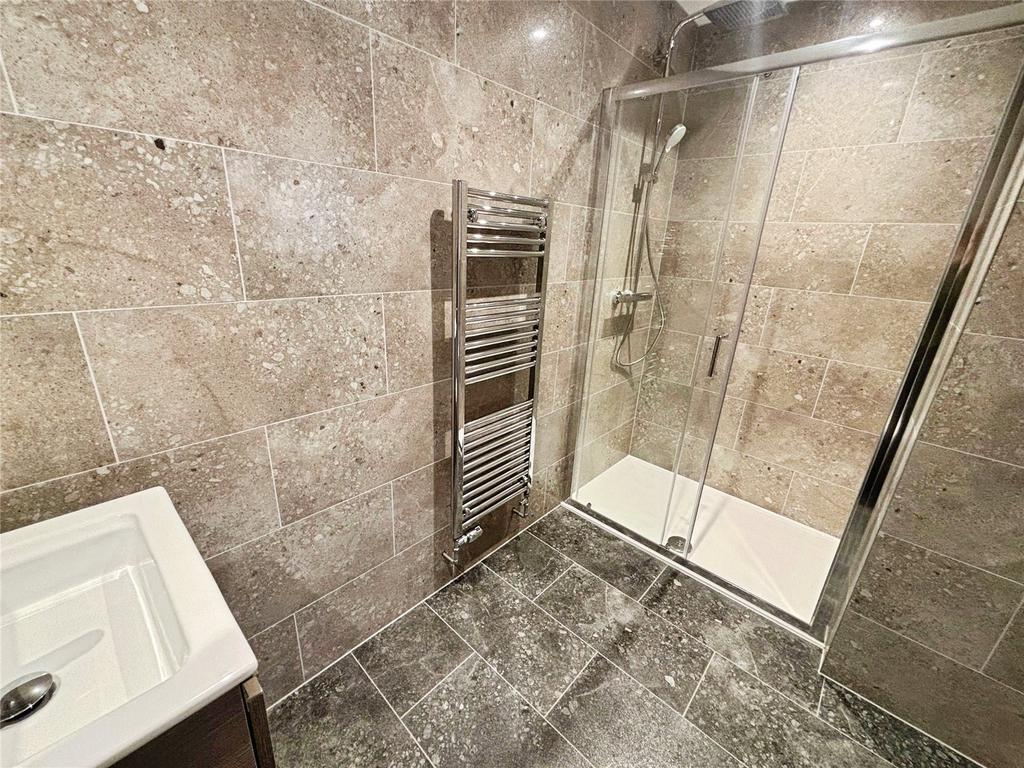Ensuite Bathroom