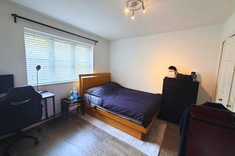 undefined, Uxbridge Road, Hatch End