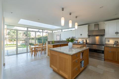 6 bedroom detached house for sale, Malcolm Road, Wimbledon, London SW19