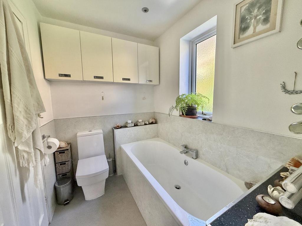 Bathroom shot 1