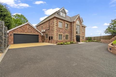 undefined, Oak Grove, Aldridge WS9