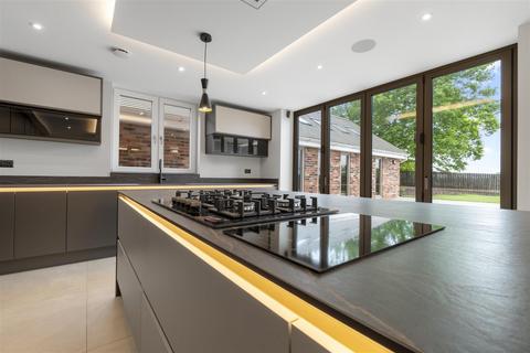 undefined, Oak Grove, Aldridge WS9