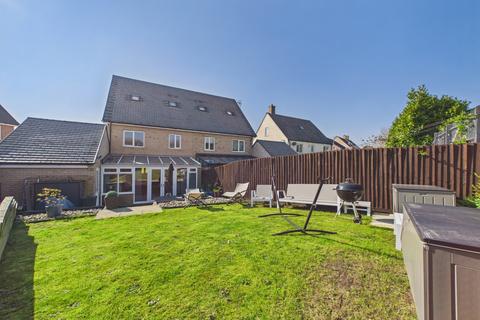 4 bedroom semi-detached house for sale, Tern Drive, Leighton Buzzard, LU7