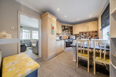3 bedroom terraced house for sale, Homesdale Road, Bromley