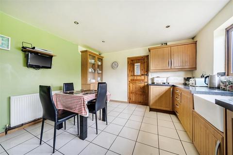 4 bedroom detached bungalow for sale, Romsley Lane, Shatterford, Bewdley