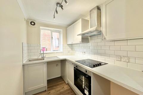 undefined, Bergamot Gardens, Walnut Tree, MK7