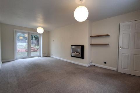3 bedroom terraced house for sale, Salisbury Drive, Kidderminster, DY11