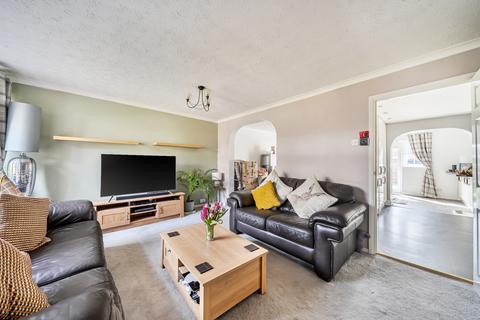 3 bedroom terraced house for sale, Highgate Road, Woodley, Reading