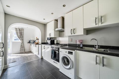 3 bedroom terraced house for sale, Highgate Road, Woodley, Reading