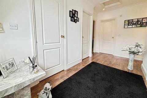 2 bedroom semi-detached bungalow for sale, Kentmere, Bradford BD2